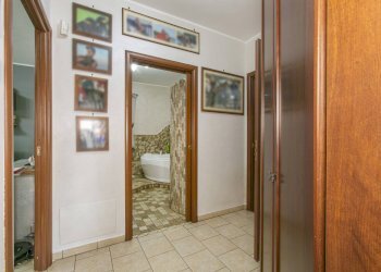 Foto 15 - Villa via stromboli
 
8, Aprilia - photo 15