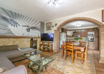 Foto 18 - Villa via stromboli
 
8, Aprilia - photo 18