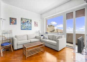 Foto 18 - Quadrilocale Via Aurelia
 
270, Zoagli - foto 18