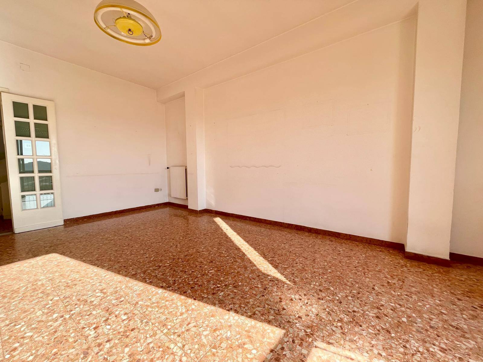 Foto 3 - Appartamento Via Ammiraglio Magnaghi
 
34, La Maddalena - foto 3