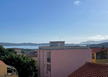 Foto 2 - Appartamento Via Ammiraglio Magnaghi
 
34, La Maddalena - foto 2