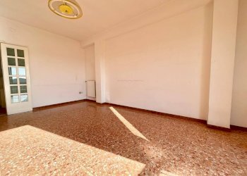 Foto 3 - Appartamento Via Ammiraglio Magnaghi
 
34, La Maddalena - foto 3