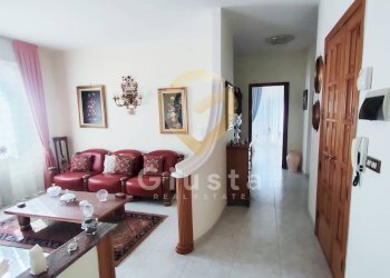 Foto 3 - Trilocale Via Andrea Doria
 
4, Brindisi - foto 3