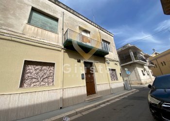 Foto 2 - Casa indipendente via centrale elettrica
 
41, Mesagne - foto 2