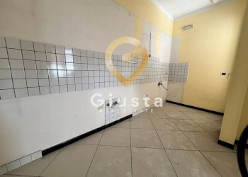 Foto 5 - Quadrilocale Via Specchiarica
 
12, Manduria - foto 5