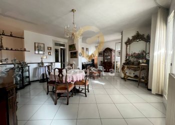 Foto 12 - Quadrilocale Via Specchiarica
 
12, Manduria - foto 12