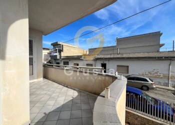 Foto 13 - Quadrilocale Via Specchiarica
 
12, Manduria - foto 13