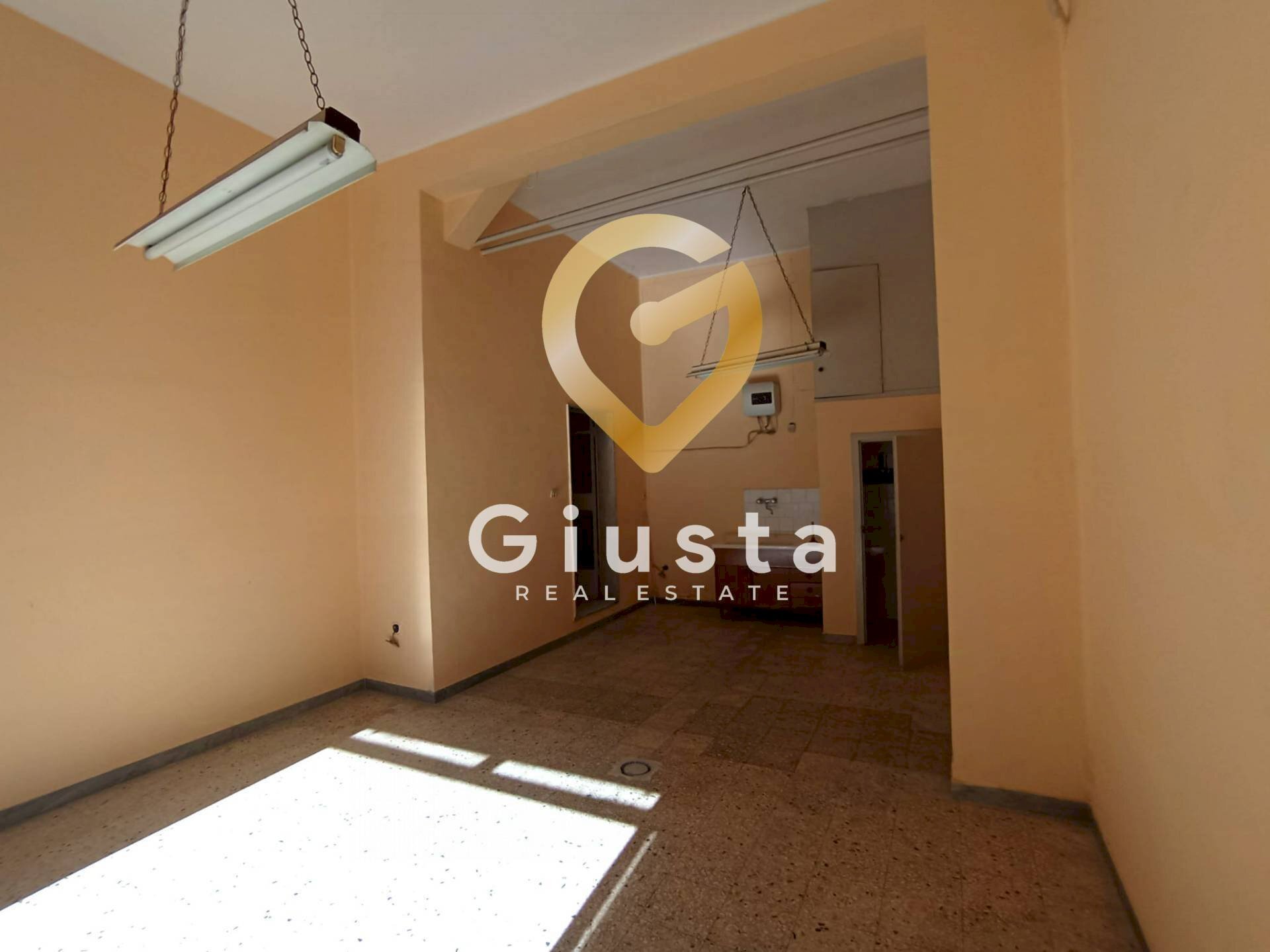 Foto 3 - Box Via Monte San Michele
26, Brindisi - photo 3