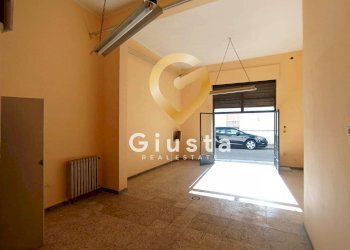 Foto 4 - Box Via Monte San Michele
 
26, Brindisi - foto 4