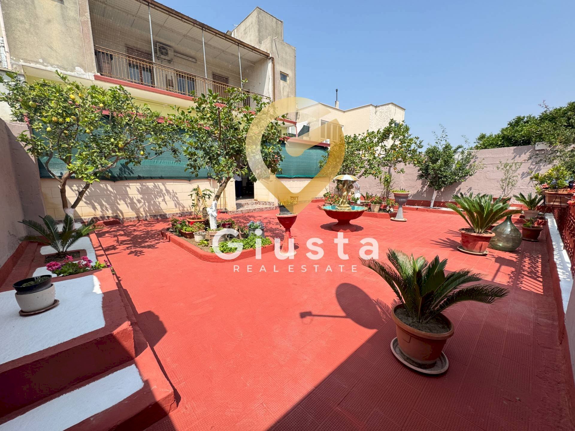 Foto 1 - Casa semi indipendente via damiano chiesa
 
32, Mesagne - foto 1