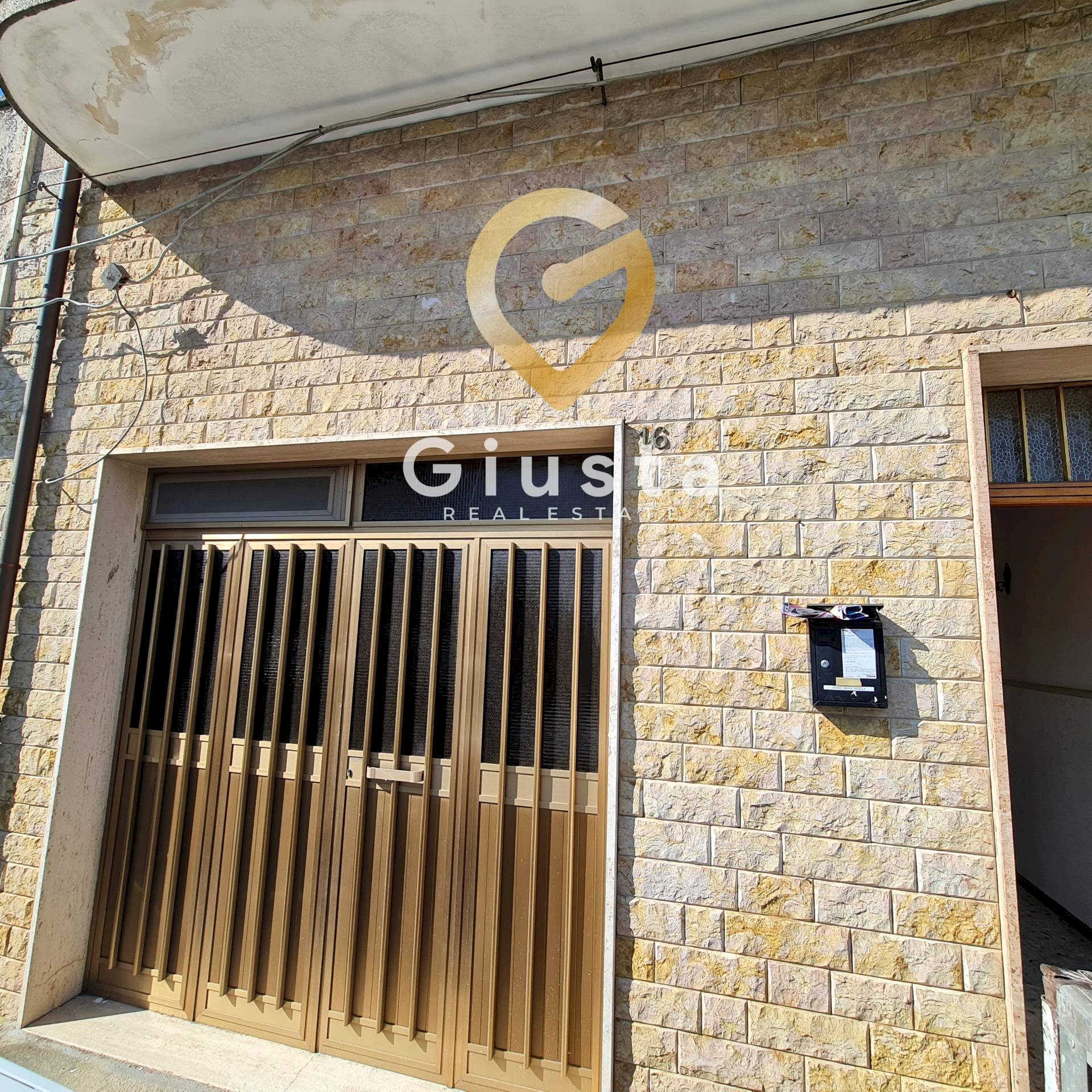 Foto 2 - Independent house via catania
14, Mesagne - photo 2