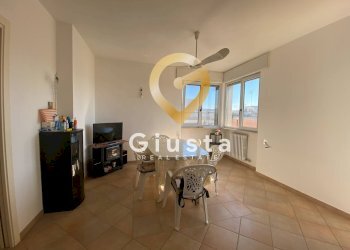 Foto 18 - Quadrilocale Via Vincenzo Gigante
 
2, Cellino San Marco - foto 18