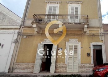 Foto 1 - Independent house Via Cristoforo Colombo
 
36, San Pietro Vernotico - photo 1