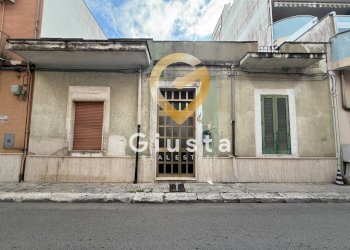 Foto 1 - Casa indipendente Via Adamello
 
4, Brindisi - foto 1