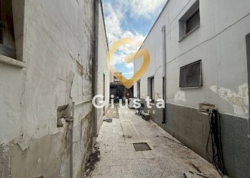 Foto 3 - Casa indipendente Via Adamello
 
4, Brindisi - foto 3