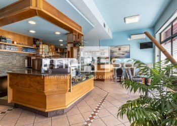 Foto 1 - Attività Commerciale via san nicolo'
 
2, Roncade - foto 1