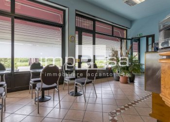 Foto 3 - Attività Commerciale via san nicolo'
 
2, Roncade - foto 3