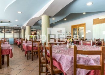 Foto 5 - Attività Commerciale via san nicolo'
 
2, Roncade - foto 5