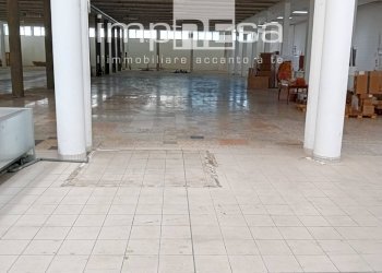 Foto 2 - Capannone via roma destra
 
20, Jesolo - foto 2