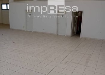 Foto 11 - Capannone via roma destra
 
20, Jesolo - foto 11