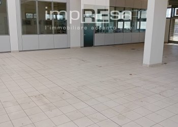 Foto 12 - Capannone via roma destra
 
20, Jesolo - foto 12