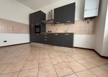 Foto 2 - Appartamento Via Cornelio Rovera
 
38, Gavirate - foto 2