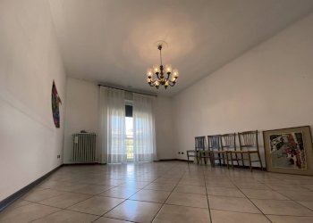 Foto 4 - Appartamento Via Cornelio Rovera
 
38, Gavirate - foto 4