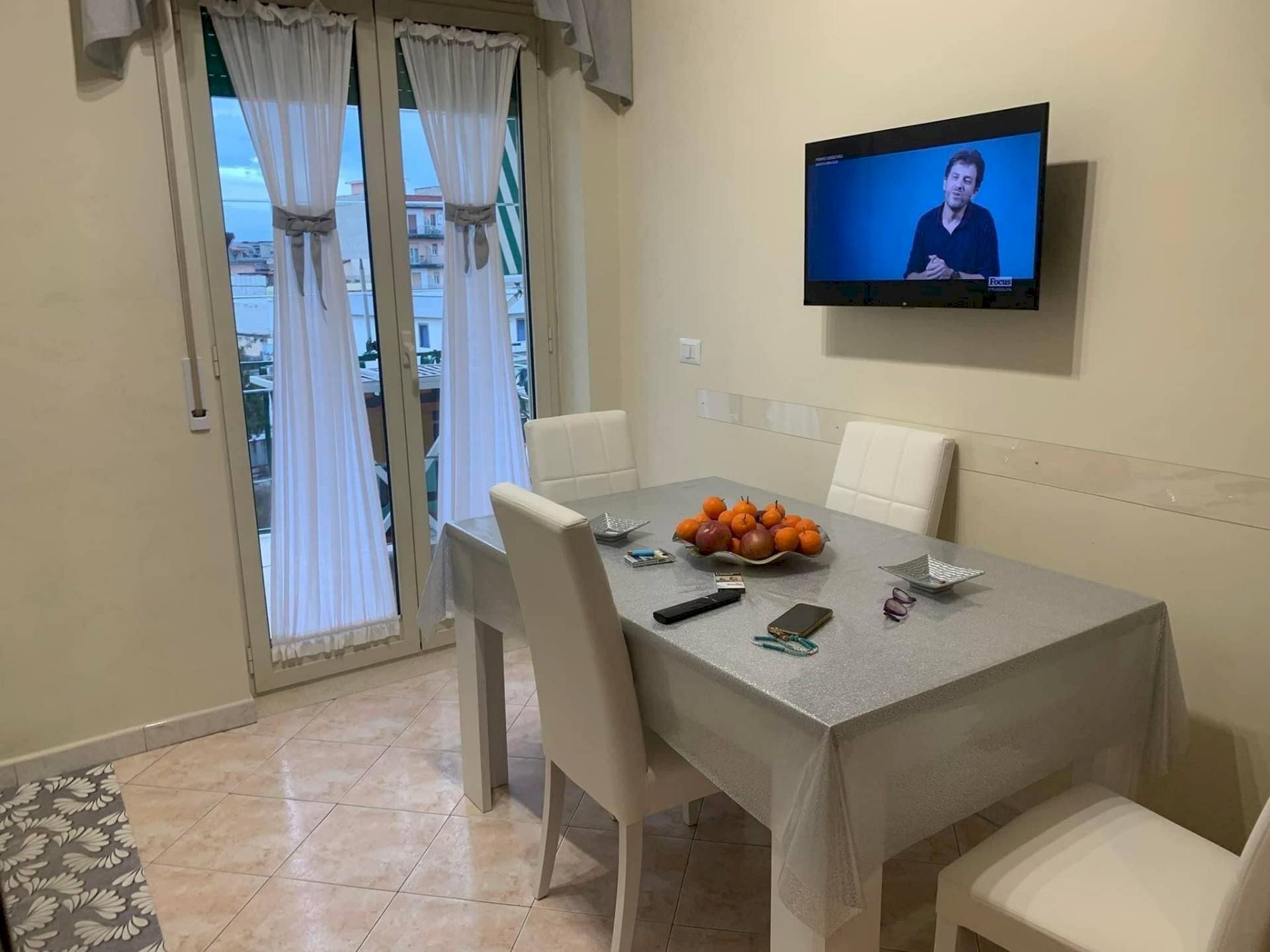 Foto 1 - Appartamento Via Roma
 
10, Melito di Napoli - foto 1