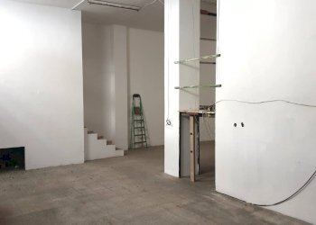 Foto 4 - Warehouse Via Aosta
 
16, Torino - photo 4