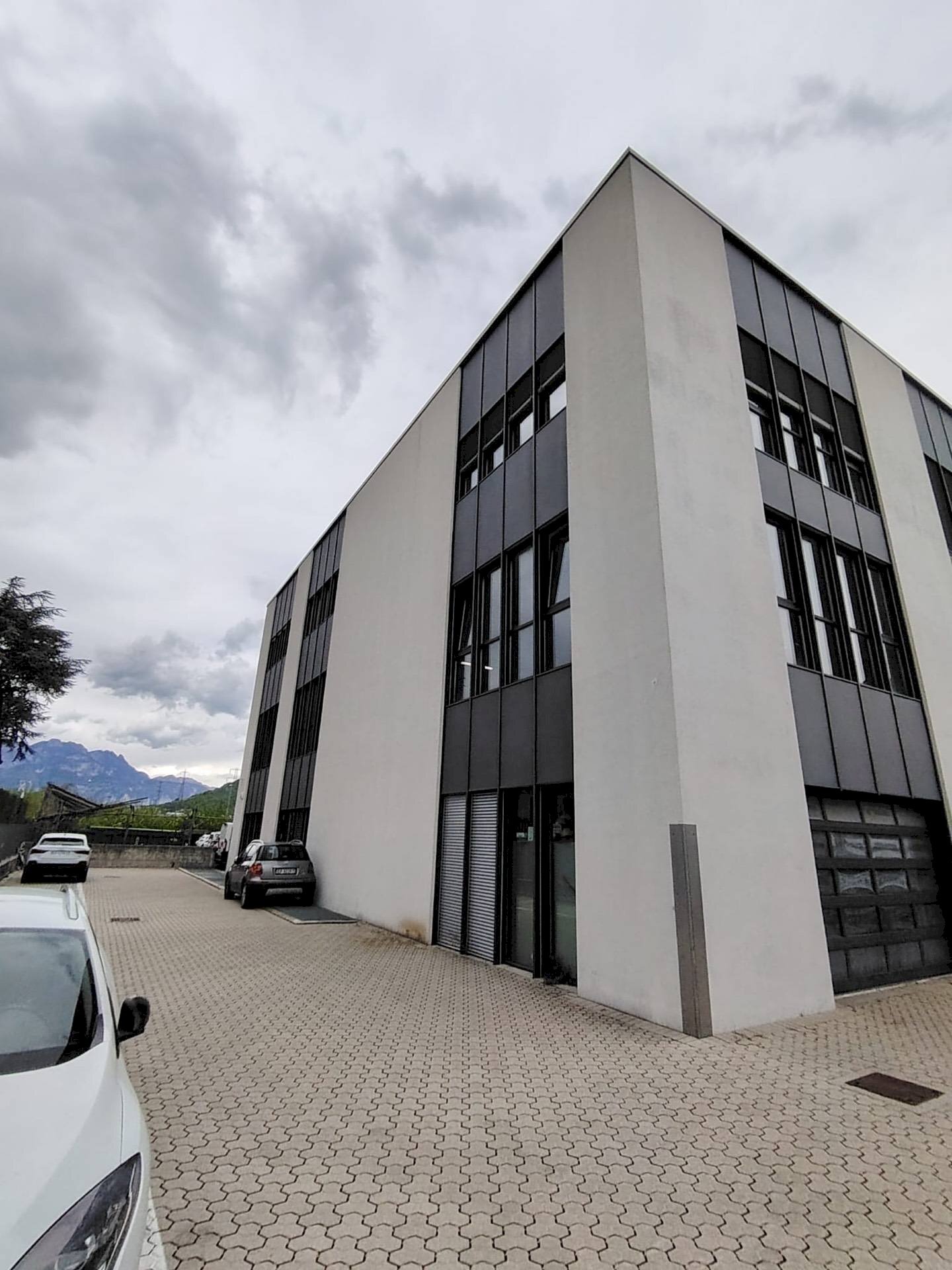 Foto 2 - Capannone kufstein
 
4, Trento - foto 2