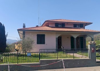 Foto 1 - Villa Via Piano di Malgrate
 
110, Villafranca in Lunigiana - photo 1