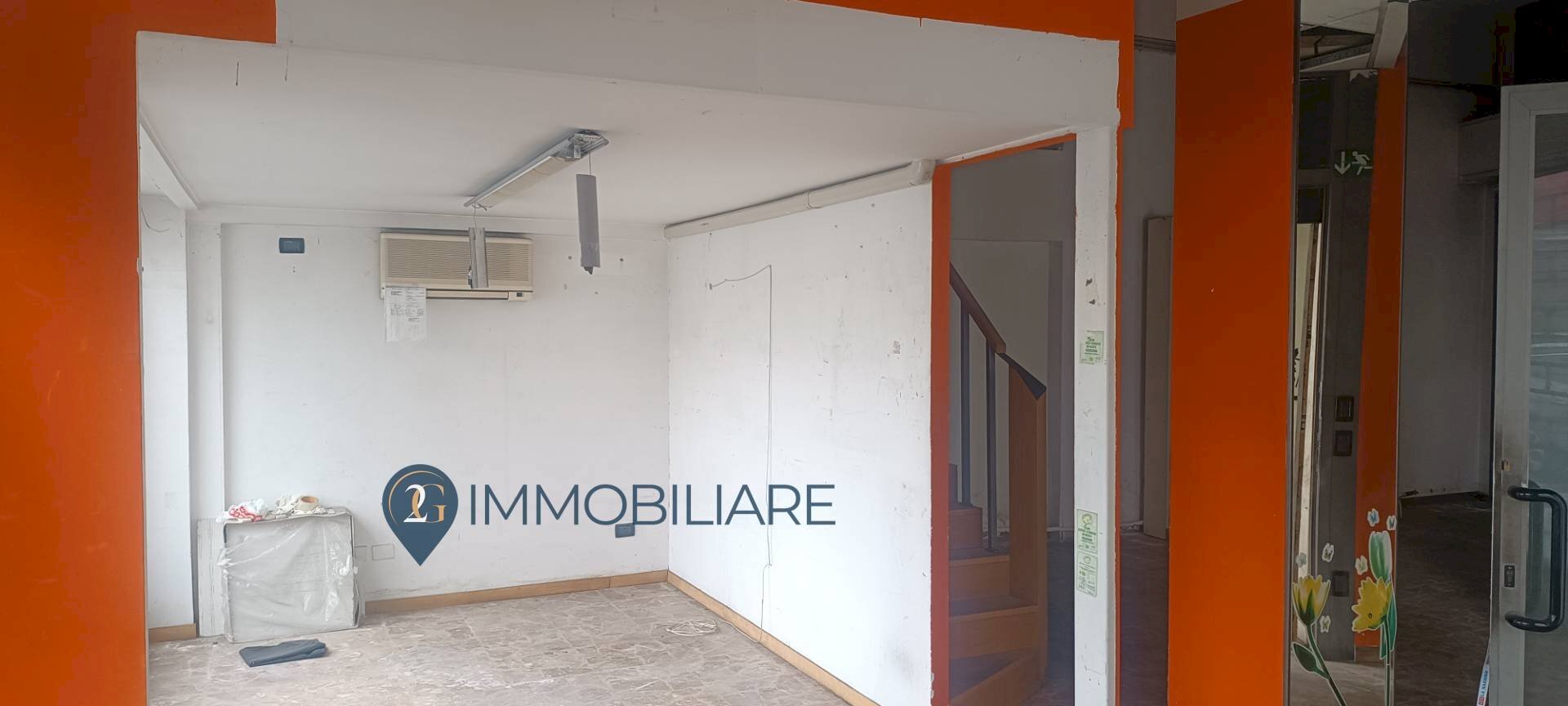 Foto 3 - Locale Commerciale Via Piave
 
3, La Spezia - foto 3