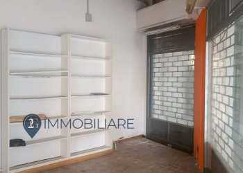 Foto 2 - Locale Commerciale Via Piave
 
3, La Spezia - foto 2