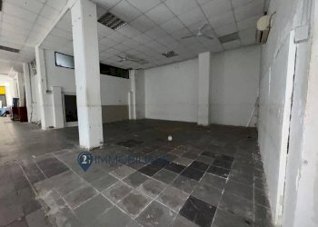 Foto 2 - Locale Commerciale Via Marco Federici
 
13, La Spezia - foto 2