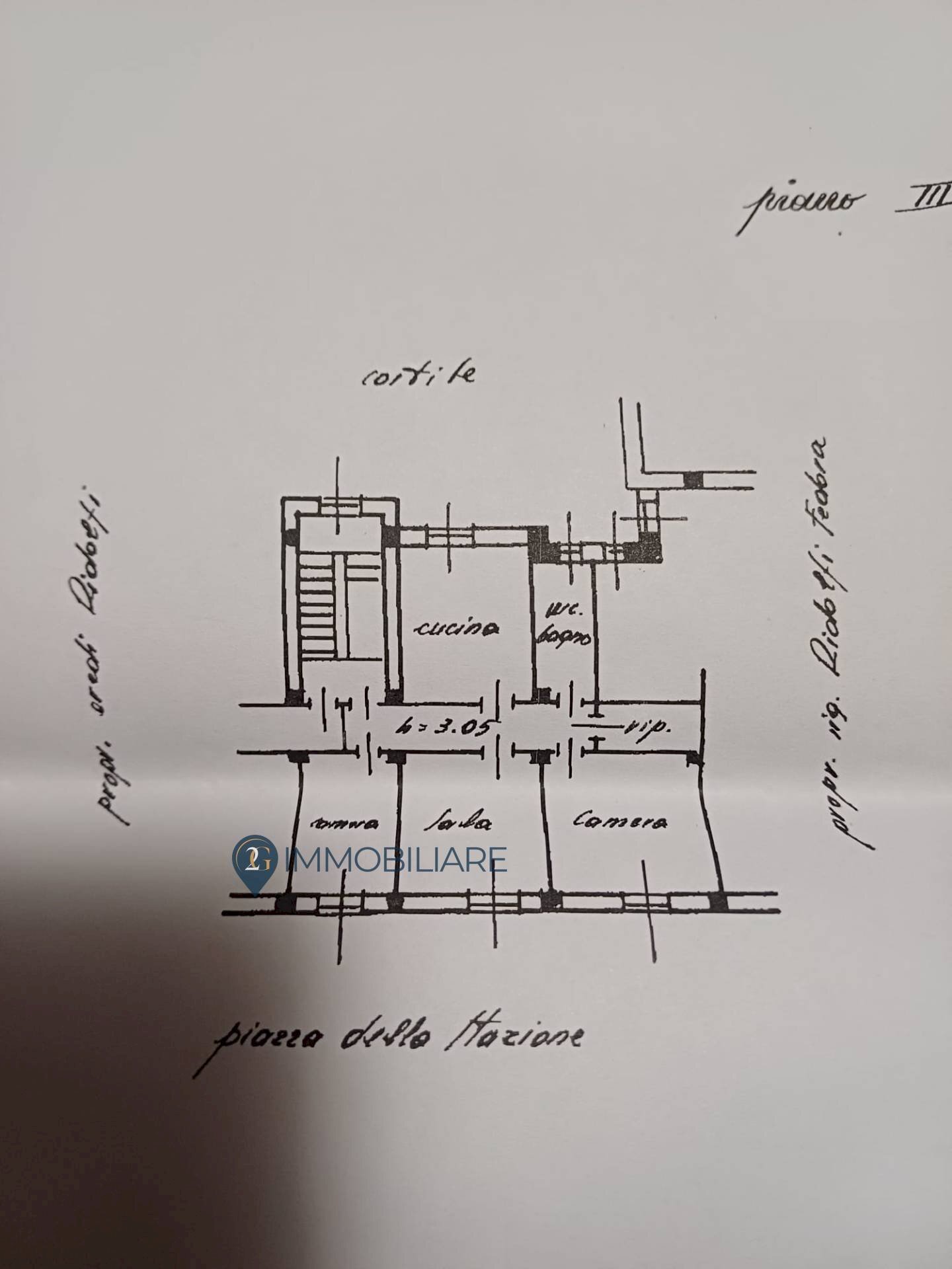 Foto 14 - Four-room apartment Piazza della Stazione
 
12, Aulla - floor plans 1