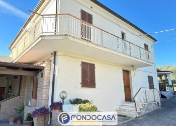 Foto 16 - Casa indipendente Contrada Santa Reparata
 
15, Civitella del Tronto - foto 16