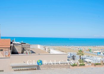 Foto 1 - Attico Via Giovanni Marradi
 
3, Grosseto - foto 1