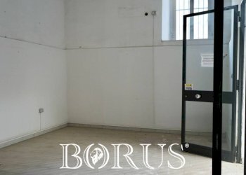 Foto 1 - Locale Commerciale Via Castello, Aversa - foto 1