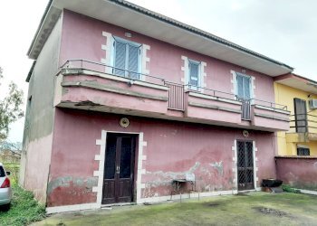 Foto 2 - Independent house Via Potenza, Castel Volturno - photo 2