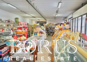 Foto 1 - Locale Commerciale via Cavour, Casal di Principe - foto 1