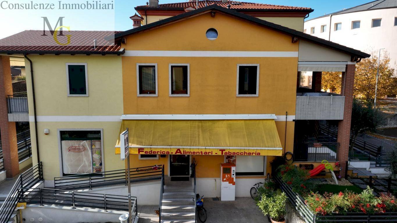 Foto 2 - Commercial Activity Monteforte d'Alpone - photo 2