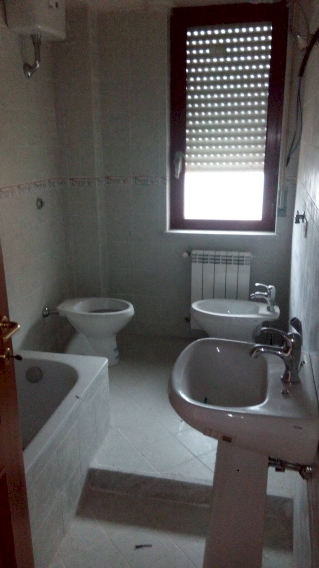 Foto 2 - Four-room apartment viale eburum
 
47, Eboli - photo 2