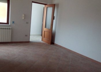 Foto 3 - Four-room apartment viale eburum
 
47, Eboli - photo 3