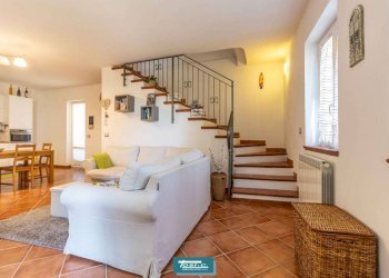 Salone - Trilocale Località Camuccioni, Fontaneto d'Agogna - foto 7