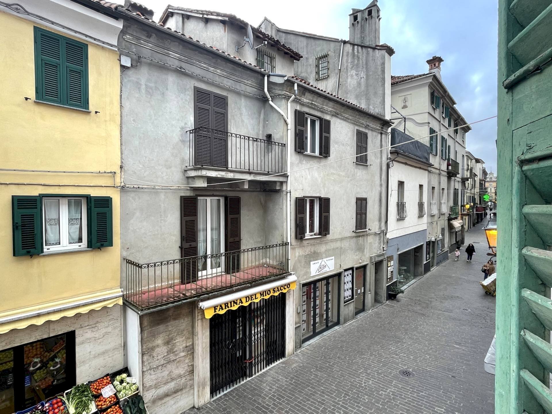 Foto 2 - Three-room apartment Cairo Montenotte - photo 2