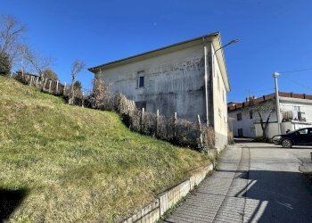 Foto 4 - Casa indipendente Cairo Montenotte - foto 4