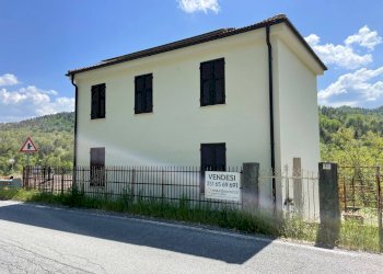 Foto 1 - Casa indipendente Piana Crixia - foto 1