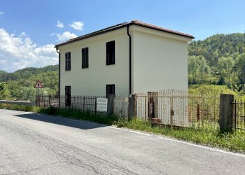 Foto 2 - Casa indipendente Piana Crixia - foto 2