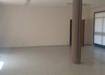 Foto 2 - Shop Mapello - photo 2