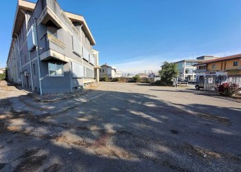 Foto 4 - Shed via provinciale
 
10, Lallio - photo 4